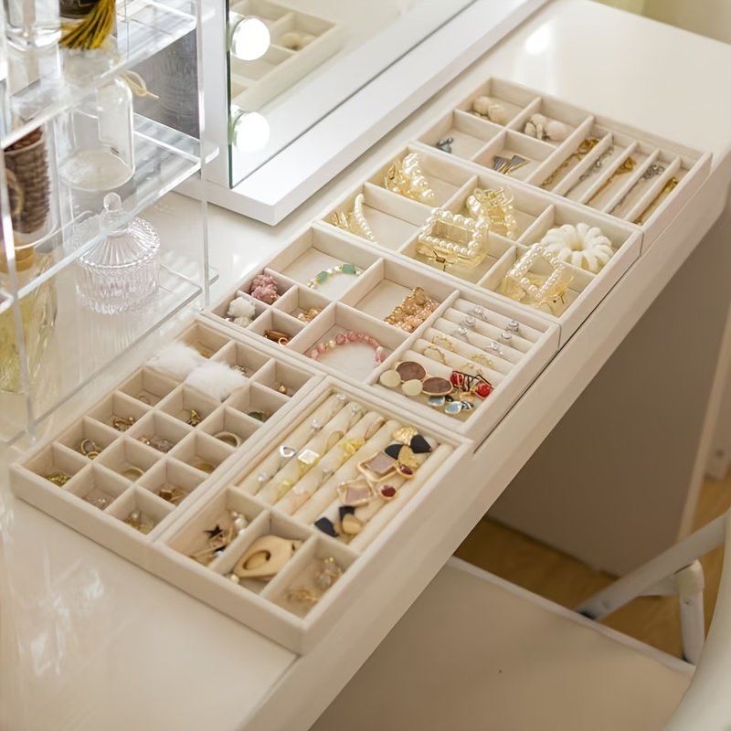 Stackable Velvet Jewelry Storage Box Trays for Beads and Earrings